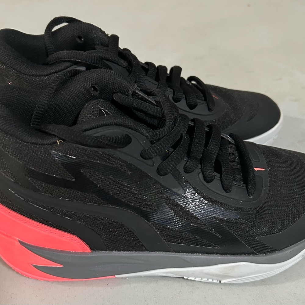 Puma LaMelo Ball 
Black/Sunset Glow Flare...